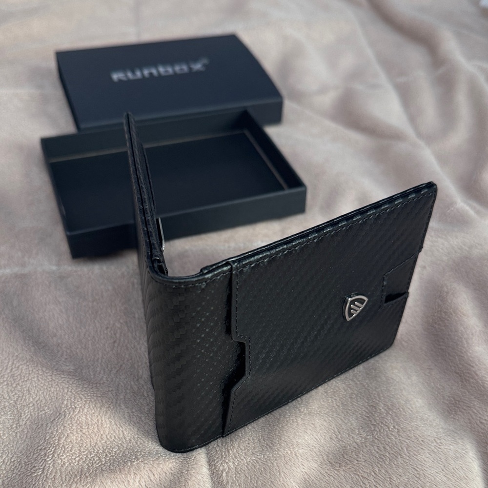 Black Carbon Fiber Money Clip - Picture 3 of 3